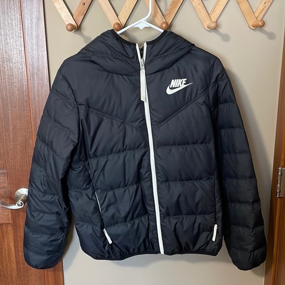 Nike Jackets & Blazers - Nike puffer jacket womens size small black